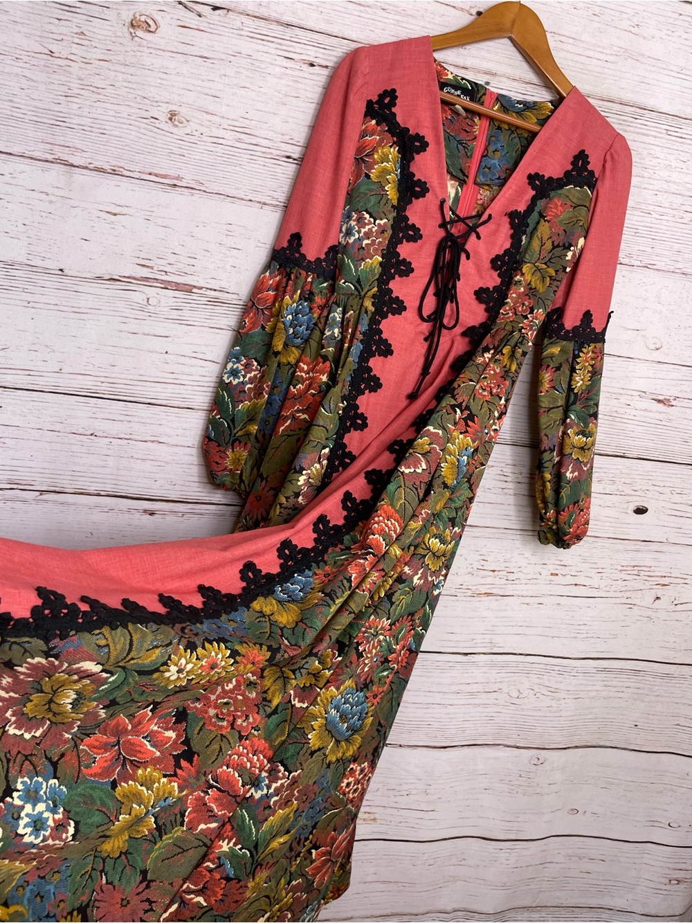 Gunne Sax vintage 1969 black label renaissance revival tapestry dress - Picture 8 of 15